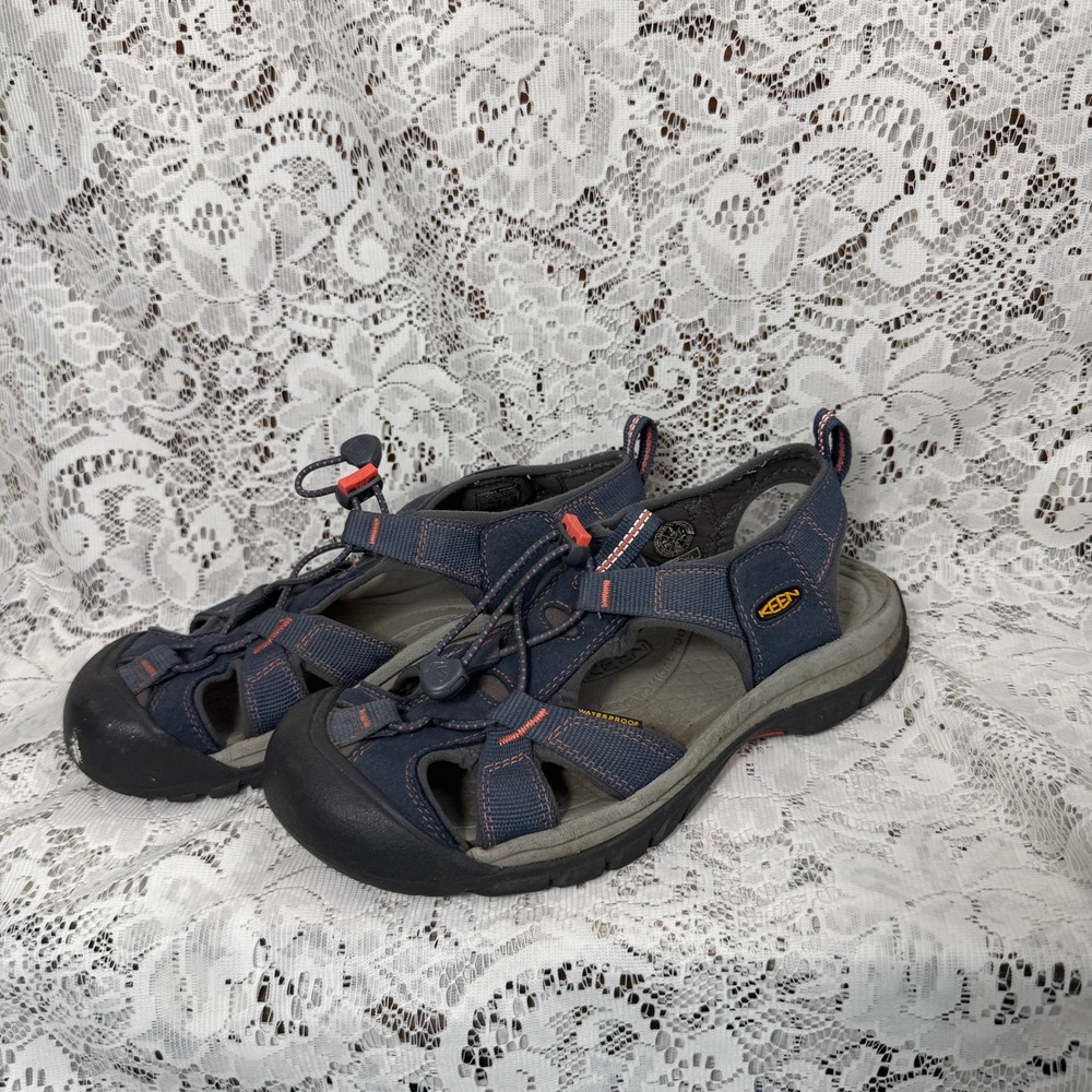 Keen Newport H2 Navy Blue Coral Waterproof Hiking Sandals Womens 8 Gorpcore